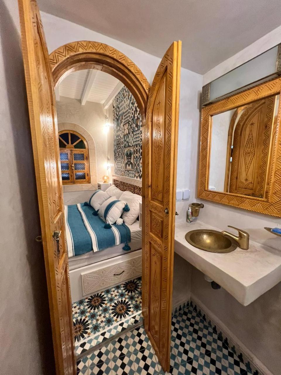 Dar Hania Guest house *